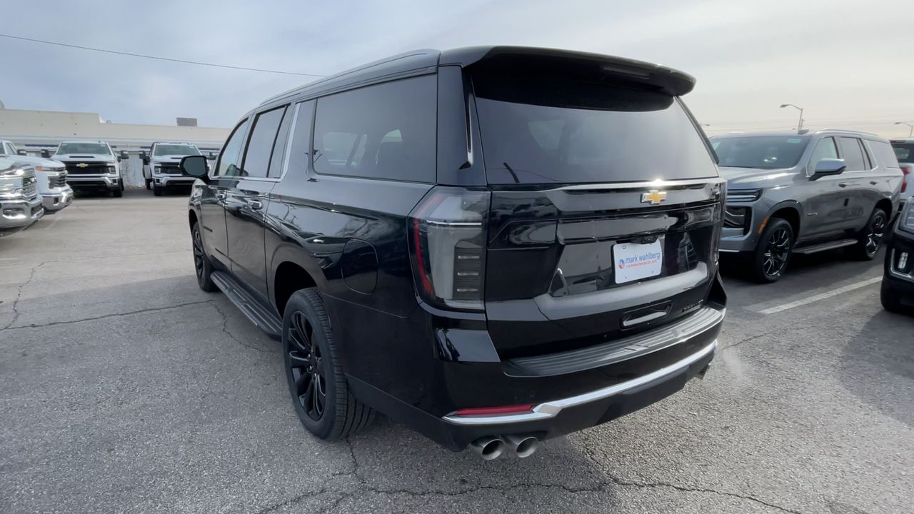 2025 Chevrolet Suburban Premier