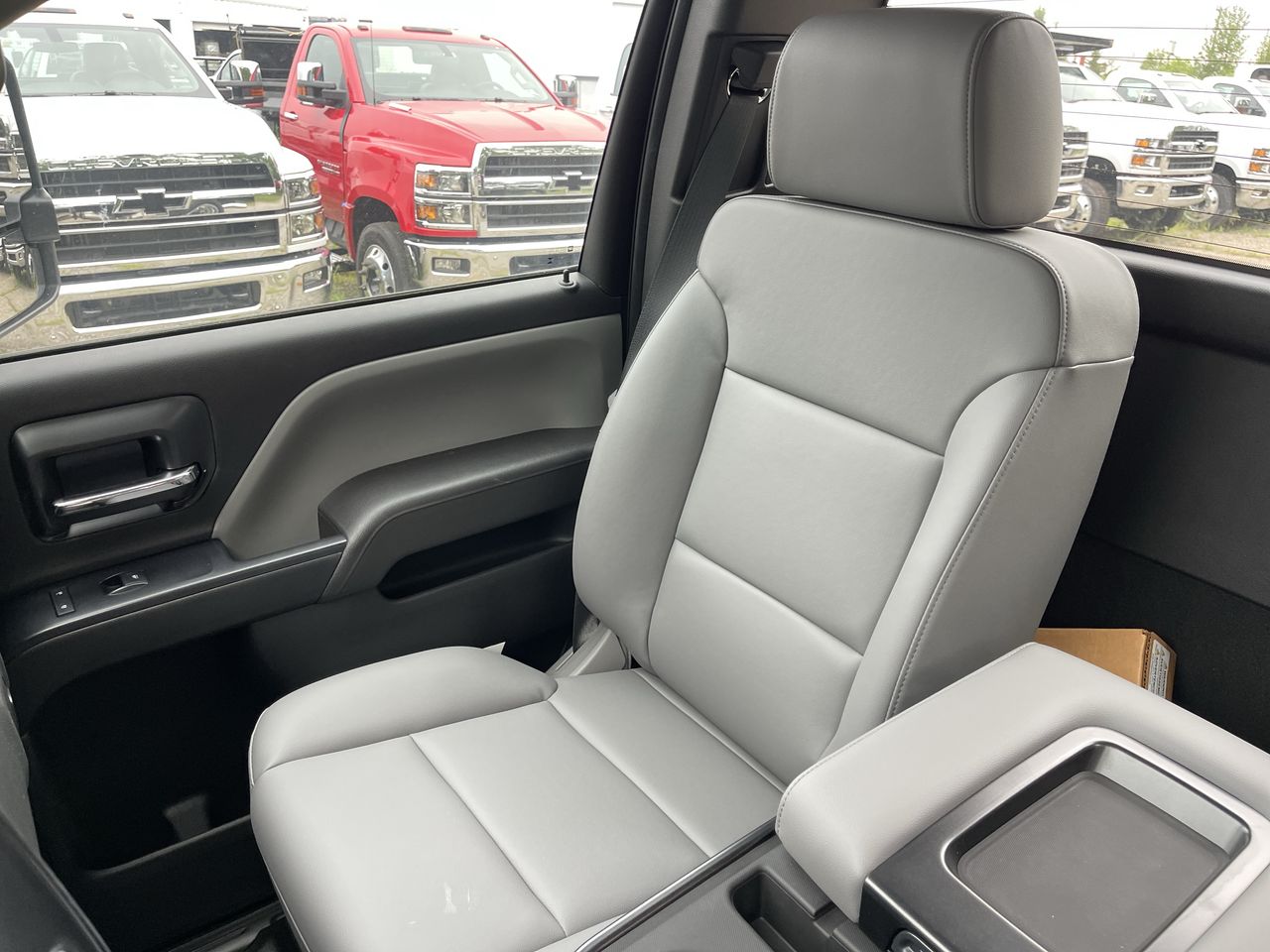 2024 Chevrolet Silverado 6500 HD Work Truck