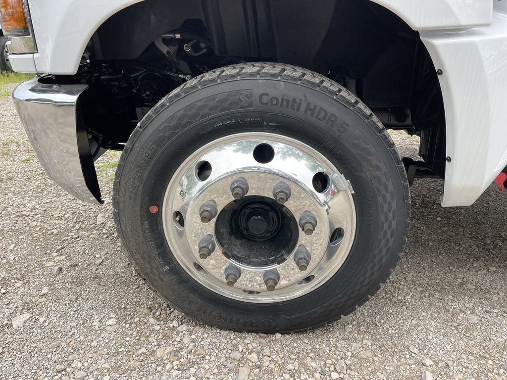 2024 Chevrolet Silverado 6500 HD Work Truck