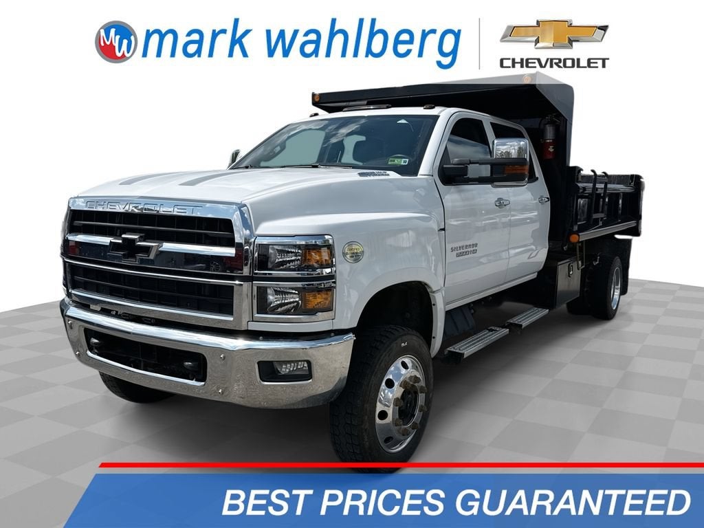 2022 Chevrolet Silverado 5500 HD Work Truck