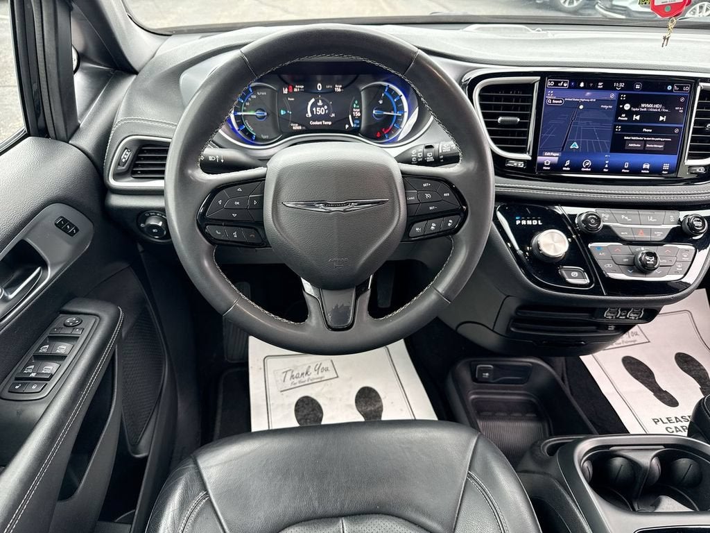 2022 Chrysler Pacifica Hybrid Touring L
