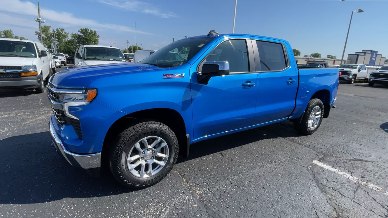 2025 Chevrolet Silverado 1500 LT
