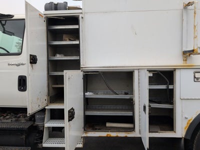 2014 INTERNATIONAL 4100 NA