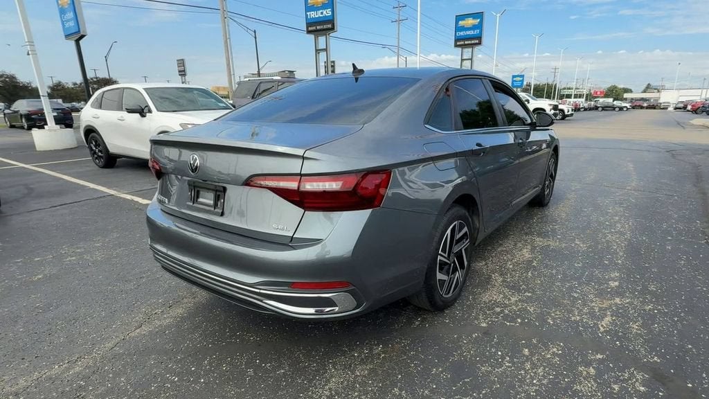 2022 Volkswagen Jetta SEL