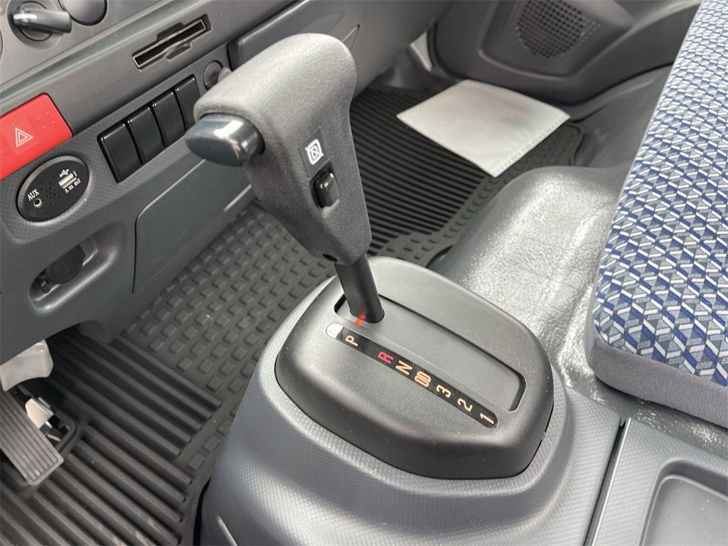 2024 Chevrolet Low Cab Forward 5500 XG 5500