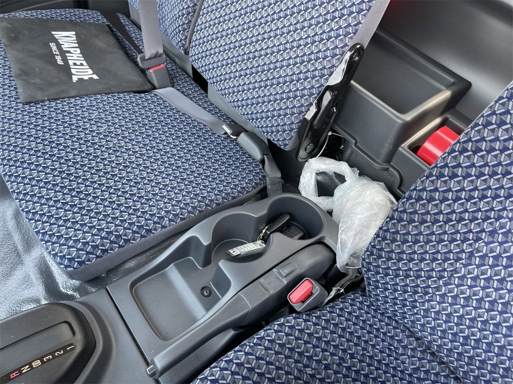 2024 Chevrolet Low Cab Forward 5500 XG 2WD Reg Cab 176