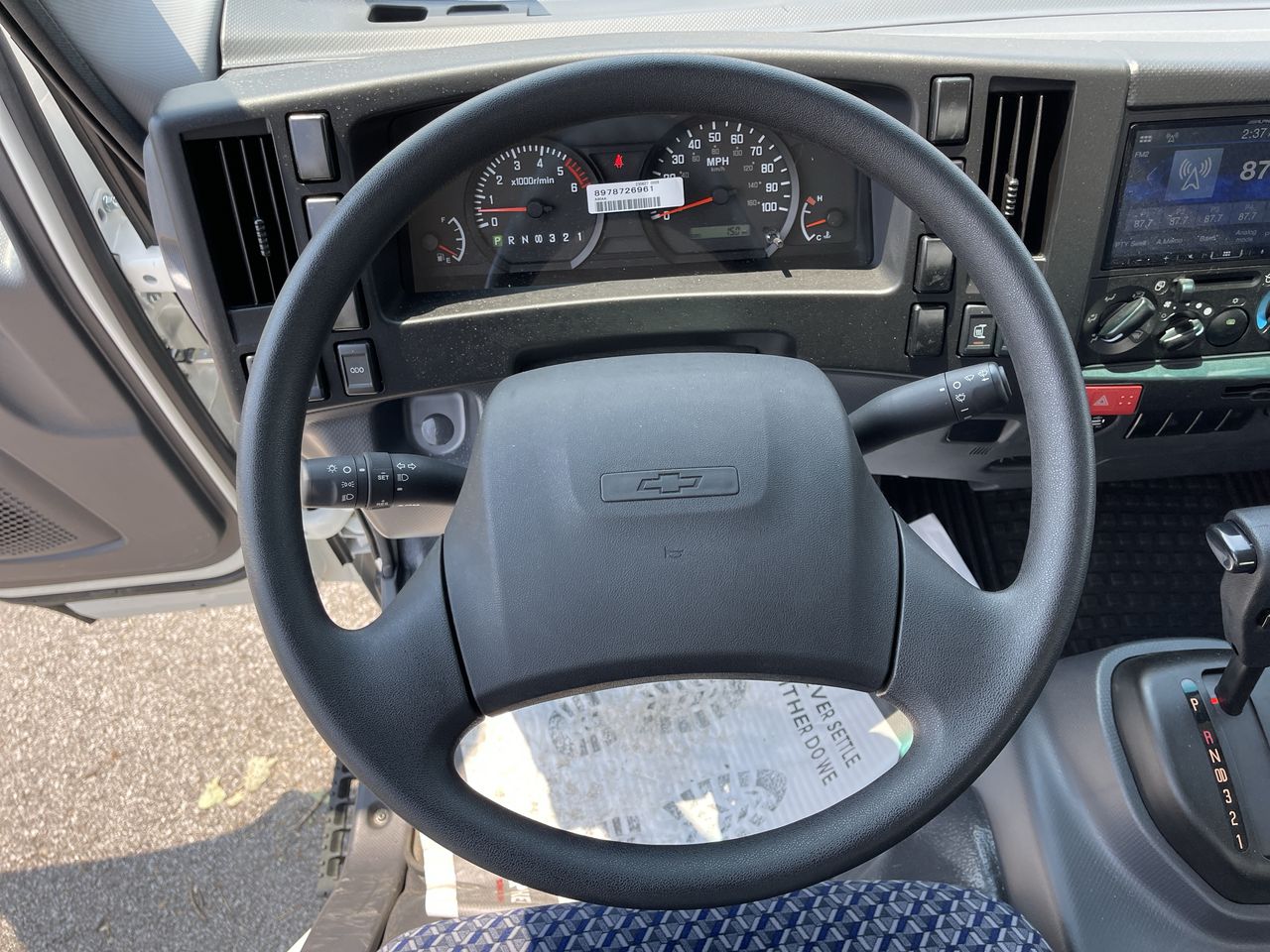 2024 Chevrolet Low Cab Forward 5500 XG 2WD Reg Cab 176