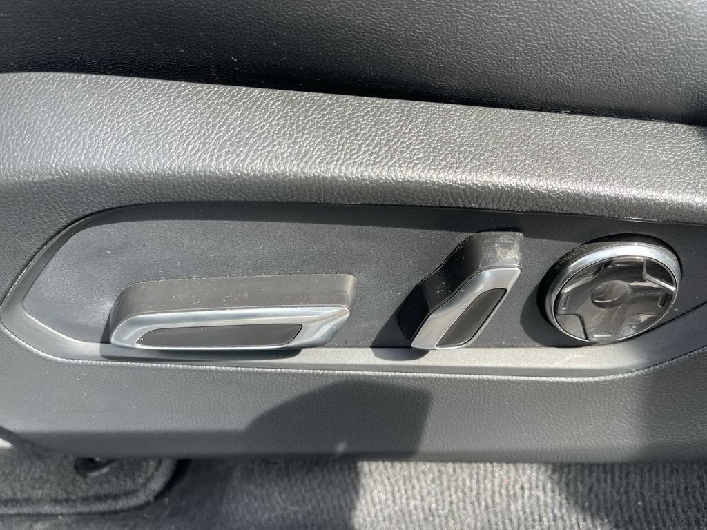 2023 Acura MDX w/Technology Package