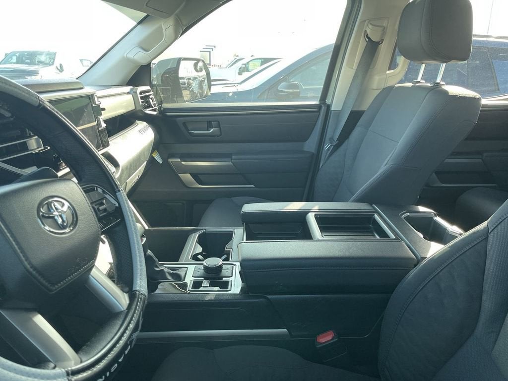 2024 Toyota Tundra 4WD SR5