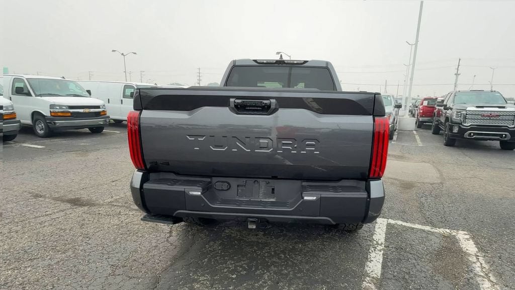 2026 Toyota Tundra Limited CrewMax 5.5' Bed