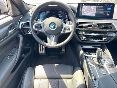 2022 BMW 5 Series 530e xDrive