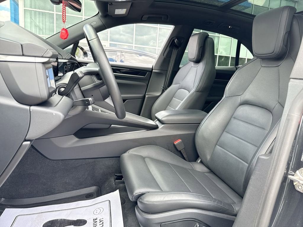2024 Porsche Macan Electric 4