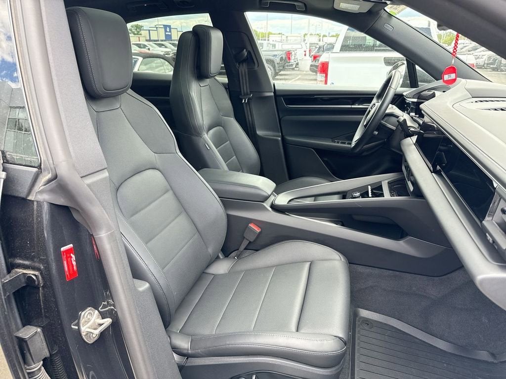 2024 Porsche Macan Electric 4