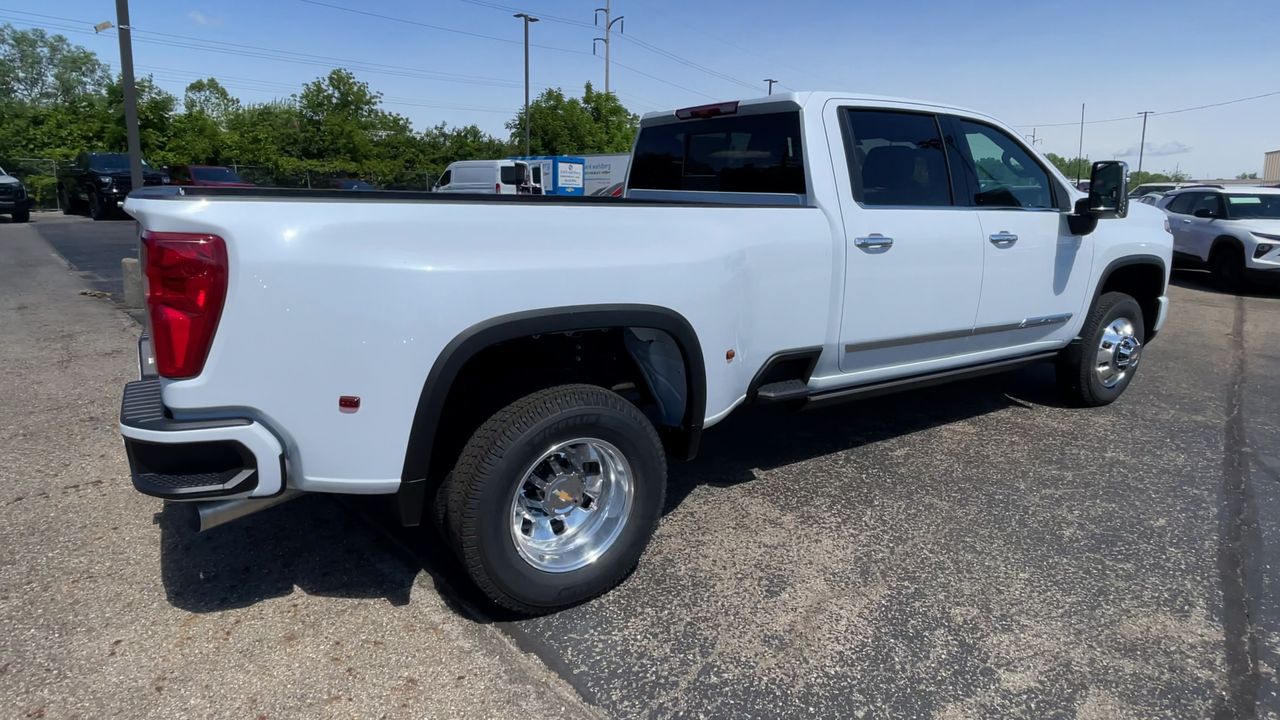 2026 Chevrolet Silverado 3500 HD High Country DRW