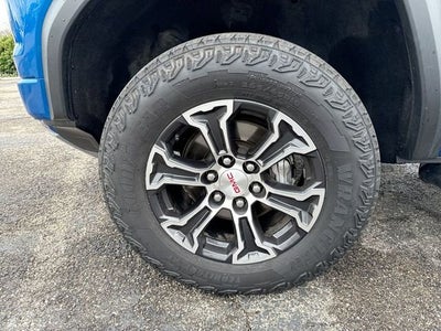 2024 GMC Canyon AT4