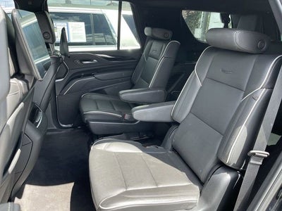 2023 Cadillac Escalade Sport