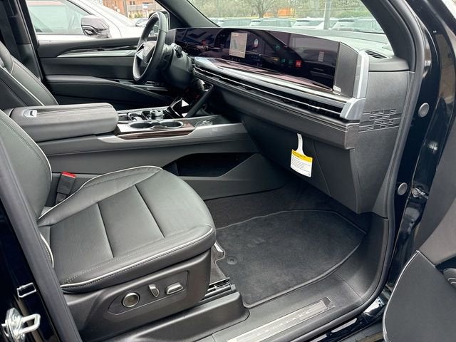 2025 Cadillac Escalade Premium Luxury