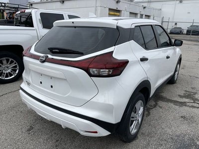 2022 Nissan Kicks S