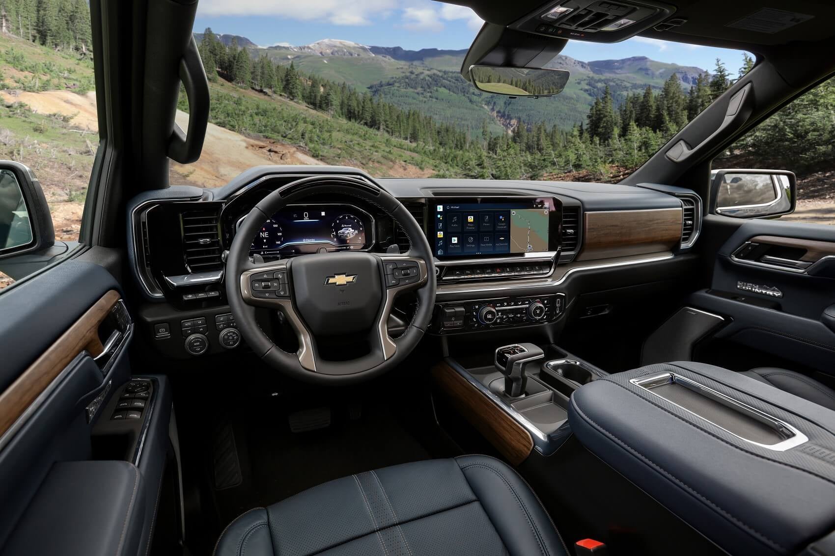 Chevy Silverado 1500 Interior Highland MI
